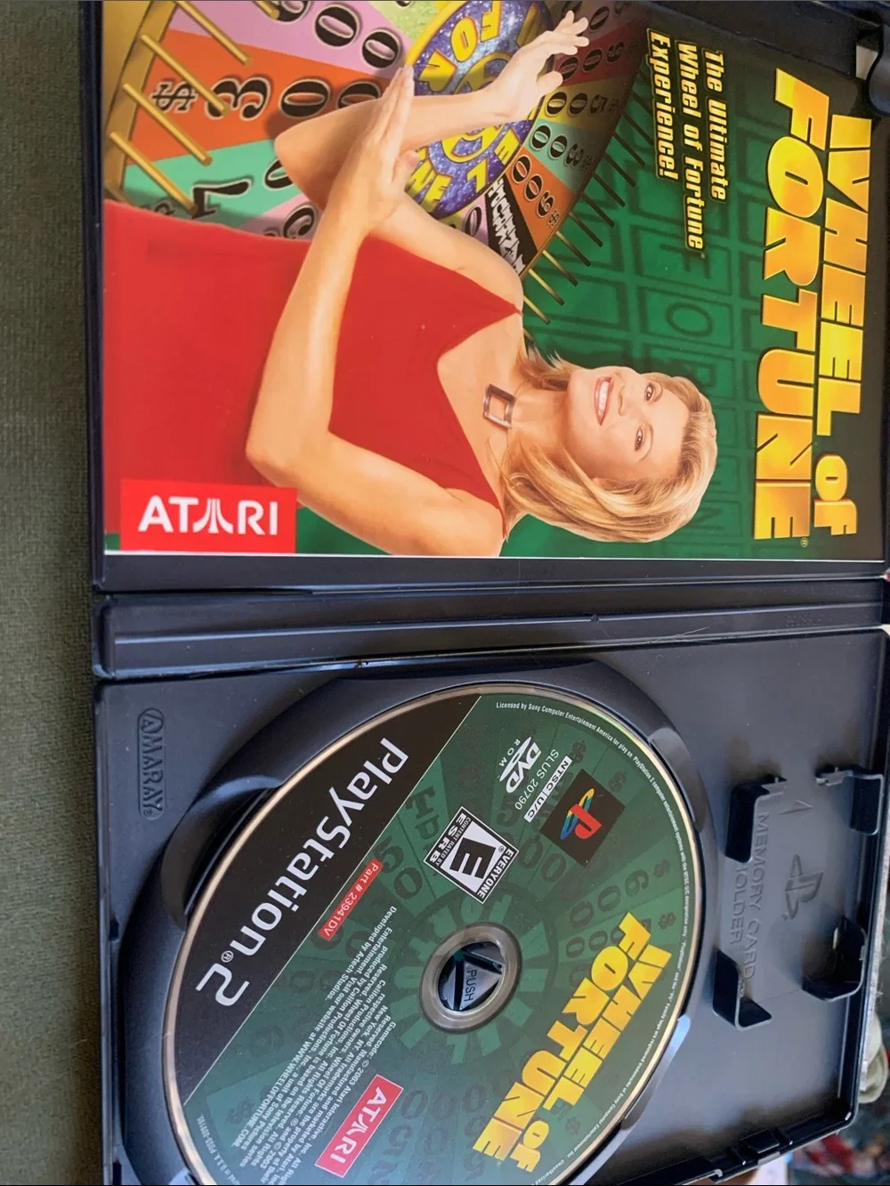 Wheel of Fortune (PlayStation 2) - Green/Red Cover